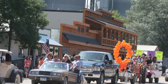 A parade makes its way down Garfield Street in Willow Lake during Willow Lake’s All-School Reunion celebration on July 7, 2012. Photo by Clark County Courier